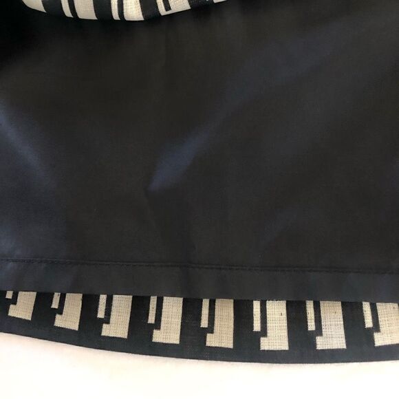 Laurel Light Gray and Black Wool Geometric Design Straight Skirt - Picture 5 of 12